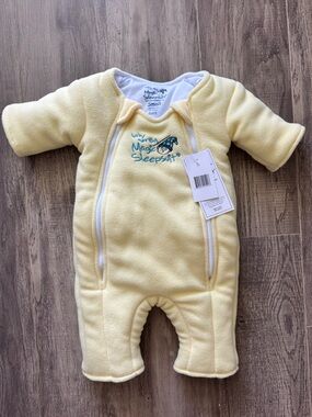 NWT Baby Merlin Magic Sleepsuit in Pale Yellow - Small